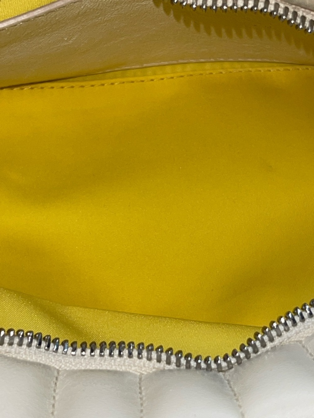 Burberry Lola Quilted Leather Shoulder Bag in Cream - Picture 13 of 15
